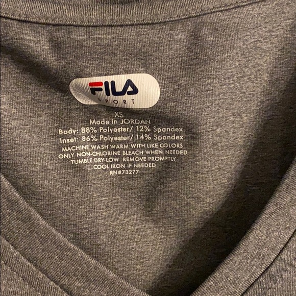 ⭐️2/$10 - tee - Picture 3 of 4